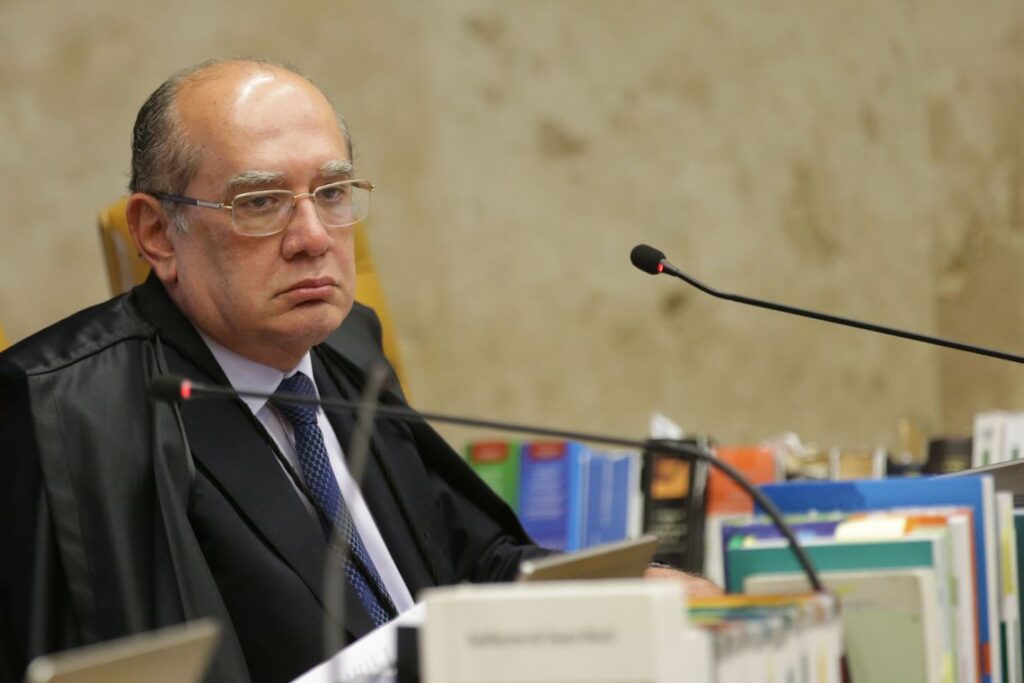 Gilmar Mendes defende manifestações da esquerda e fala em "pacto nacional"
