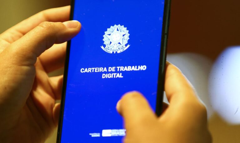 Subempregos: Governo Lula celebra vagas de baixo salário
