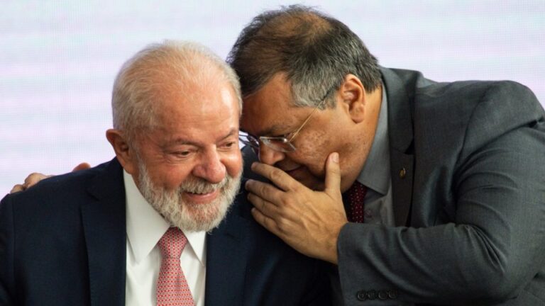 Lula e Dino