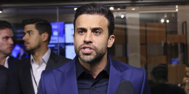 Mesmo com a anulação dessa condenação, Marçal segue inelegível.
