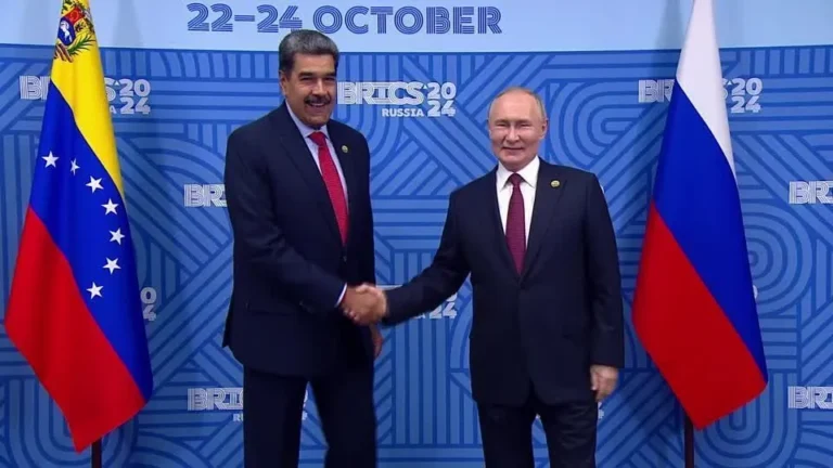 2024-10-23T154328Z_1_LOP416423102024RP1_RTRMADP_BASEIMAGE-960X540_RUSSIA-BRICS-PUTIN-MADURO