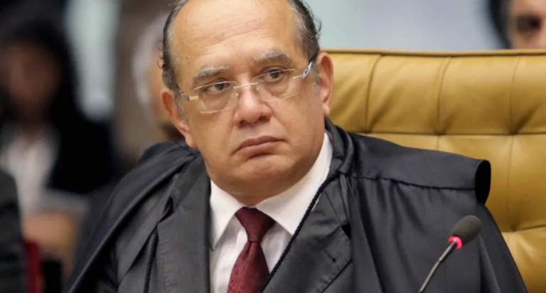 Gilmar Mendes: Denúncia contra Bolsonaro é 'mais grave' que Mensalão