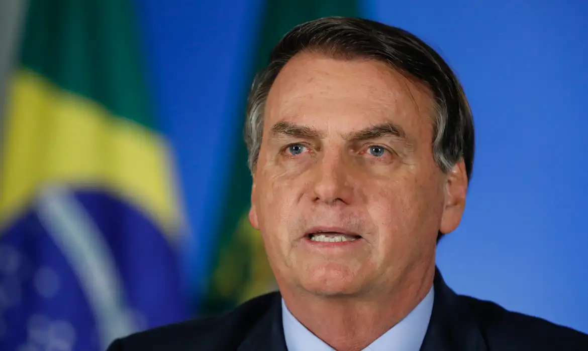 Oposição elabora documento com falhas da denúncia da PGR contra Bolsonaro