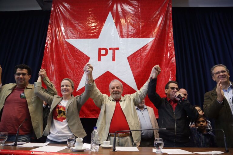 lula-e-gleisi-com-luiz-marinho-6