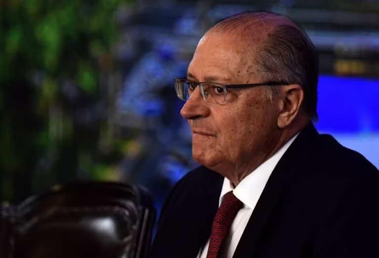 Alckmin faz reunião com big techs para discutir Pix