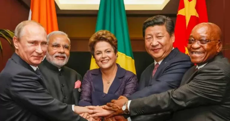 Com aval de Putin, Dilma é mantida no comando do banco do Brics