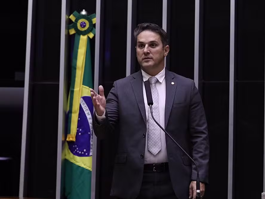 Deputado Federal Zucco (PL-RS) – Líder da Oposição na Câmara dos Deputados.