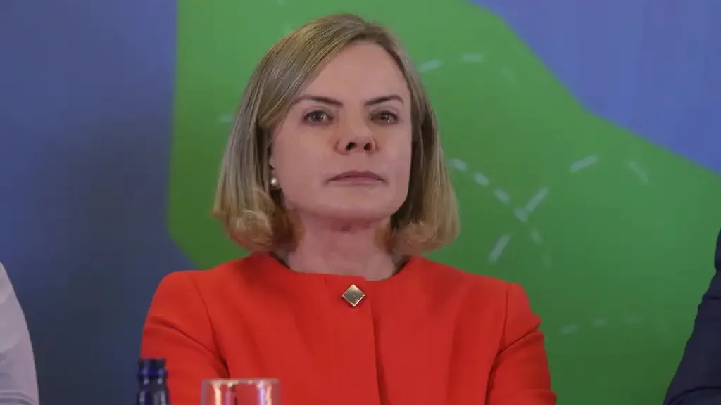 Gleisi: Governo é totalmente contra equiparar facções a terroristas
