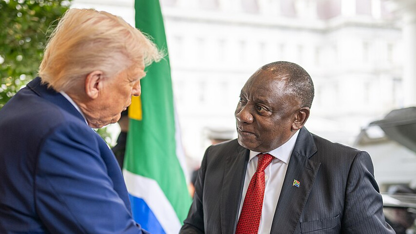 Donald Trump e Cyril Ramaphosa em encontro na Casa Branca, 21 de maio de 2025.