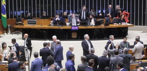 Câmara aprova MP que amplia isenção da conta de luz