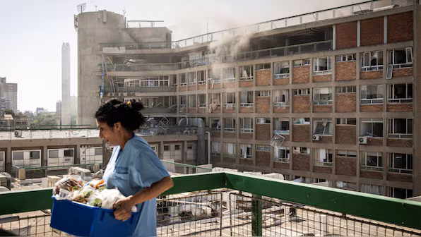 Hospital de Soroka, em Israel, atingido foi míssil iraniano nesta quinta-feira (19).