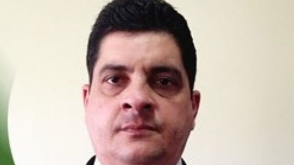 Alexandre de Moraes negou o pedido do coronel Marcelo Câmara para comparecer à formatura da filha em Maceió, alegando falta de viabilidade.