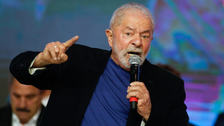 Lula: ‘Não fui eleito para beneficiar ricos’