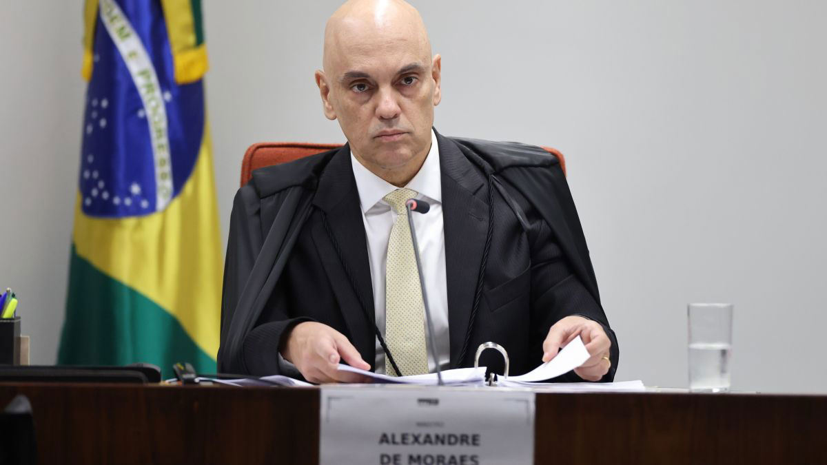 Moraes pediu hoje que o presidente da Primeira Turma, Cristiano Zanin, marcasse a data para o julgamento do núcleo 4 da suposta trama golpista.