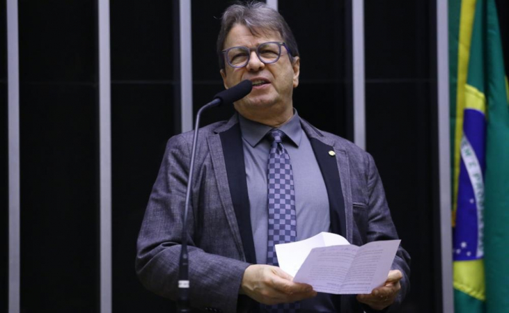 Bibo Nunes protocola pedido de impeachment contra Moraes