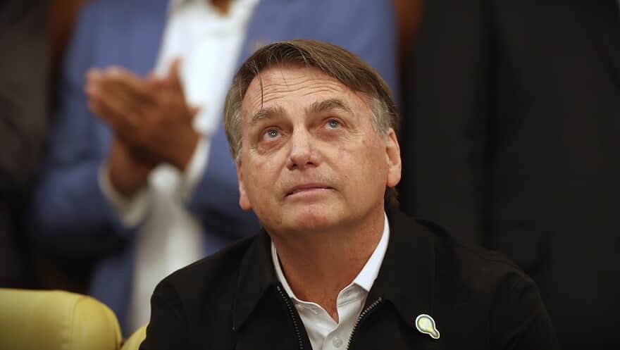 PGR Pede até 43 anos de prisão para Bolsonaro