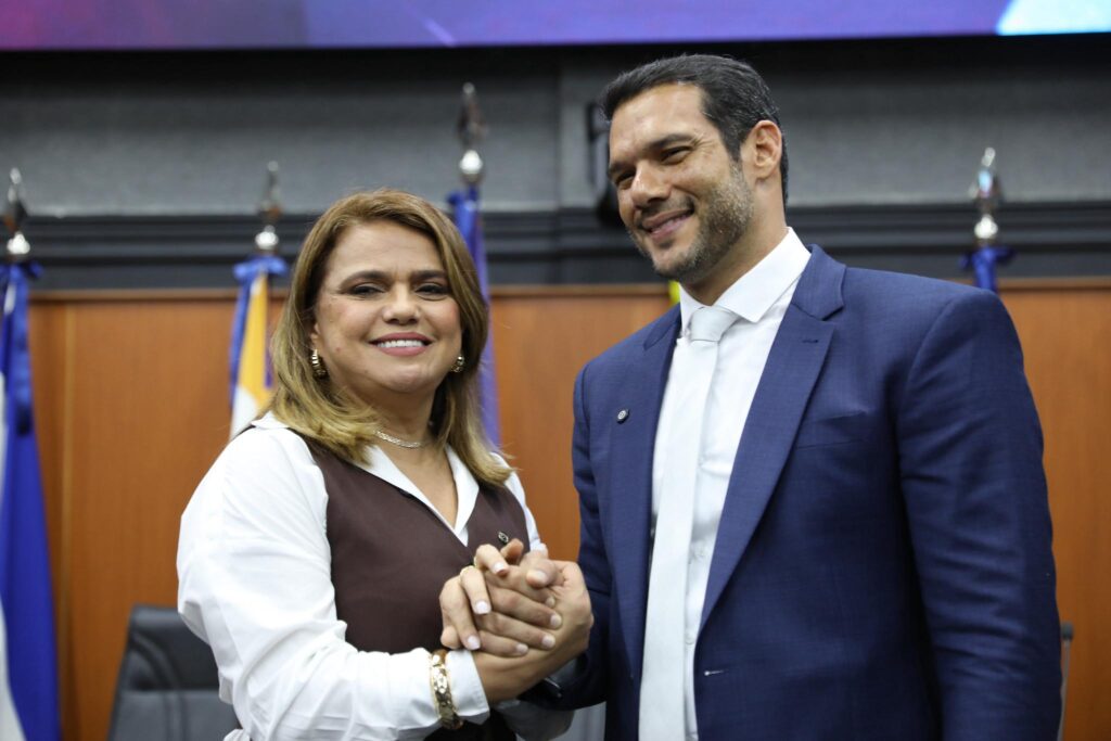 Samir Xaud e Helena da Asatur são alvos de operação da PF