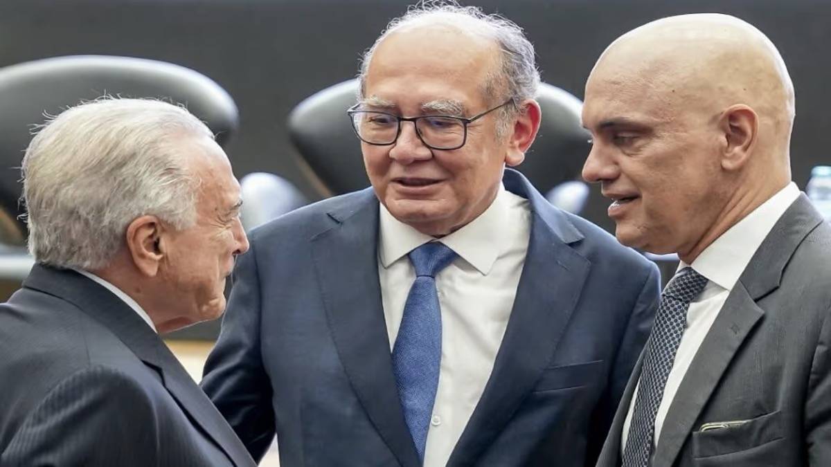 Gilmar Mendes e Alexandre de Moraes (STF), participaram virtualmente da reunião que aconteceu ontem na casa de Temer, com Paulinho da Força e Aécio Neves.