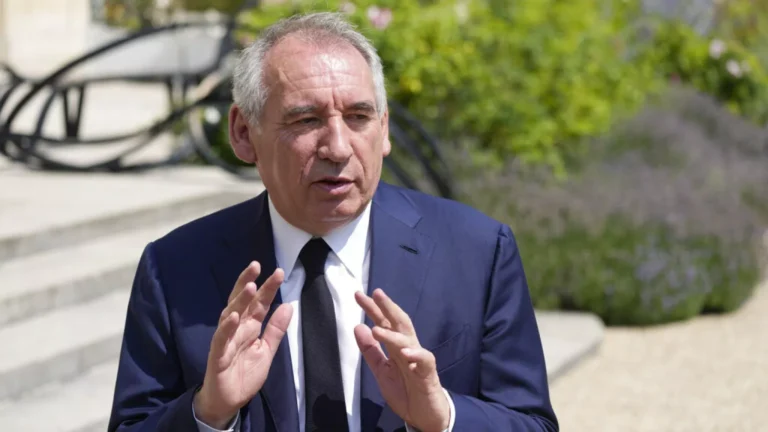França critica acordo entre UE e Trump: “Dia sombrio para a Europa”