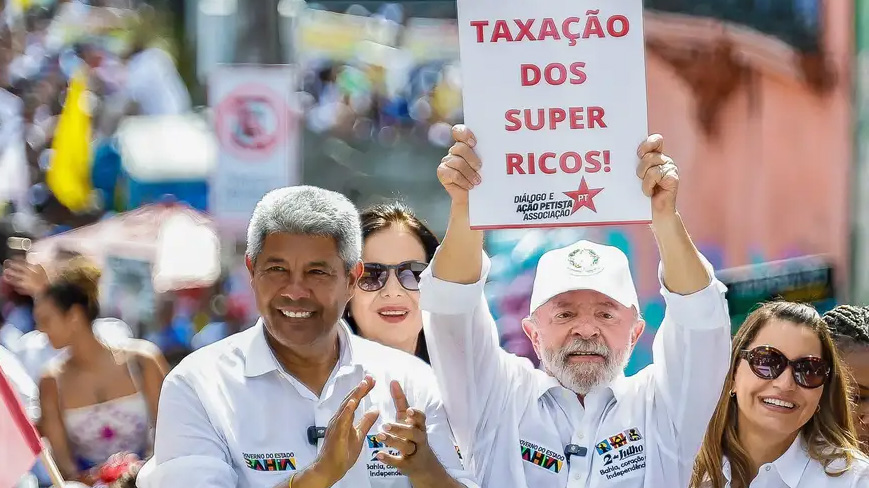 Lula chamando por mais imposto em manifestação de 2 de julho de 2025. Foto: Ricardo Stuckert/PR