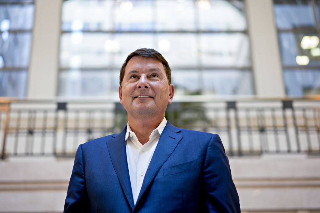 Brian Ballard, lobista próximo a Trump, é contratado pelo CNI para negociar tarifaço