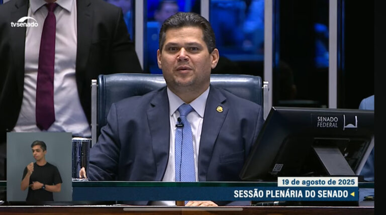 Oposição denuncia atropelo de Alcolumbre em aprovação de Damous