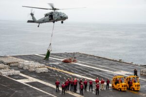 Navio dos EUA na costa da Venezuela