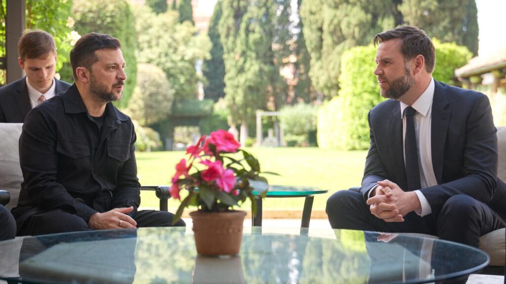 Zelensky e JD Vance falam sobre Rússia