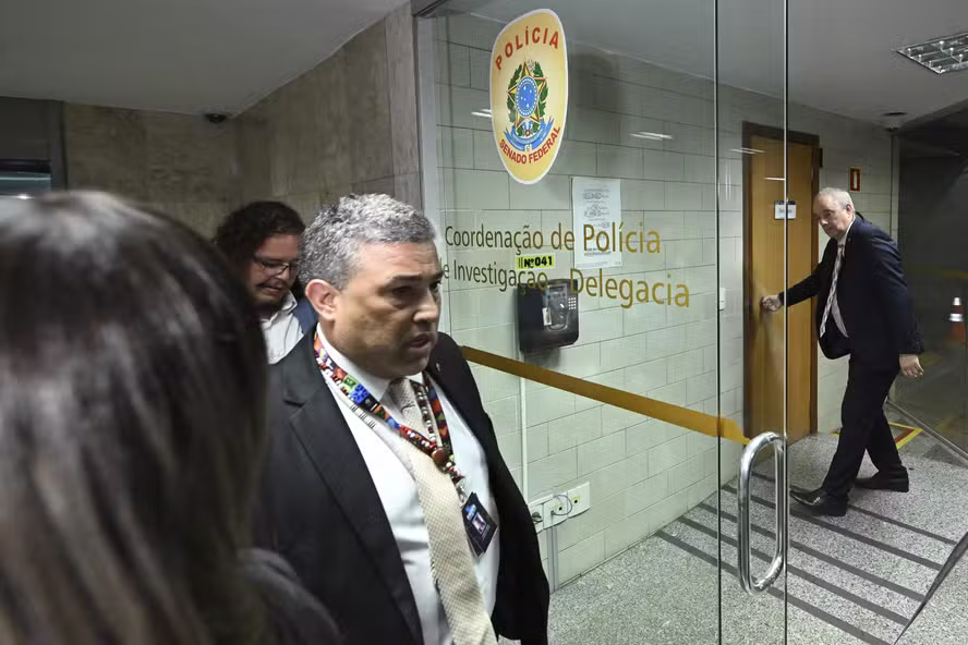 Presidente da Conafer, Carlos Roberto Ferreira Lopes prestou depoimento à CPMI e foi preso — Foto: Carlos Moura/Agência Senado