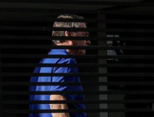 Texto do PL da Anistia diminuiria a pena de Jair Bolsonaro.