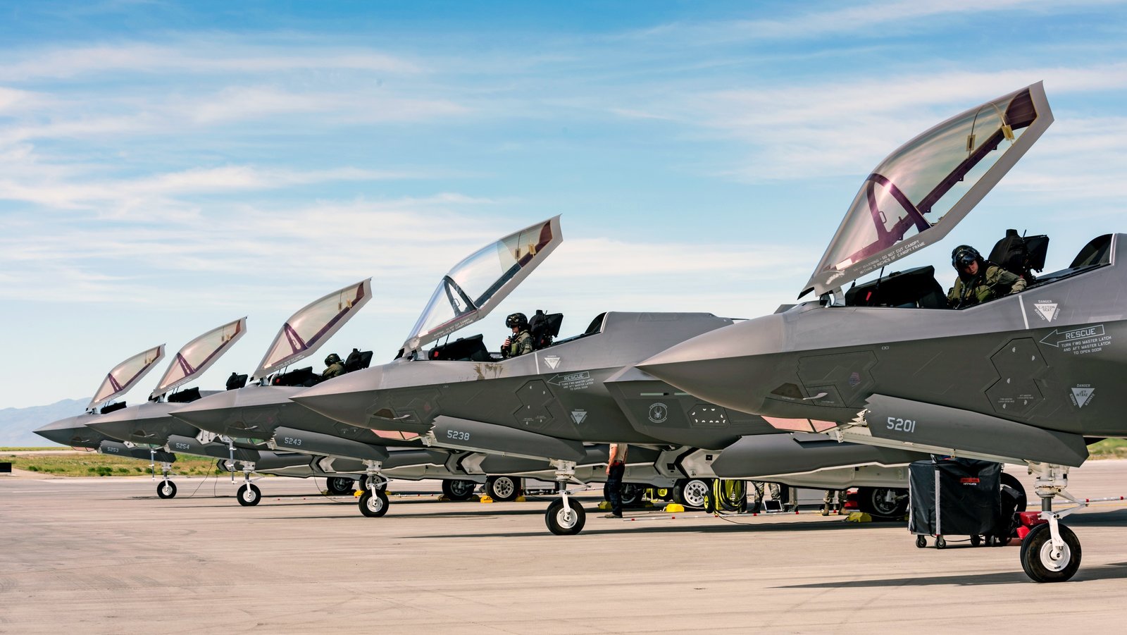 Caças de Guerra F-35 da Força Aérea dos EUA