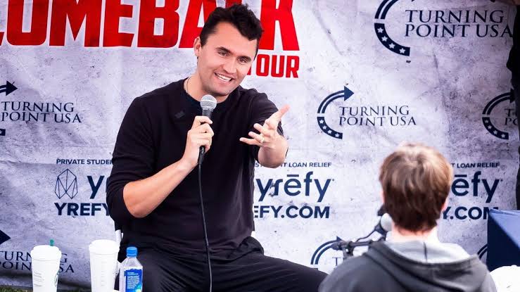 Kirk é baleado em evento universitário nos Estados Unidos