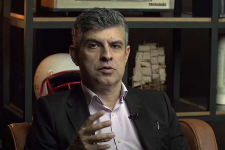 Cientista política aponta possível interesse do governo Lula anistia