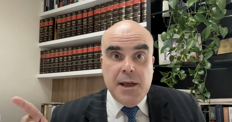 Ricardo Alexandre diz que caso de Bolsonaro pode ser levado ao plenário do Supremo após voto divergente de Fux
