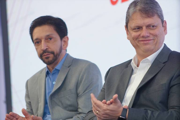 Ricardo Nunes defende "amigo pessoal", mas diz que Tarcísio de Freitas perdeu "as estribeiras" durante discurso contra STF no 7 de setembro
