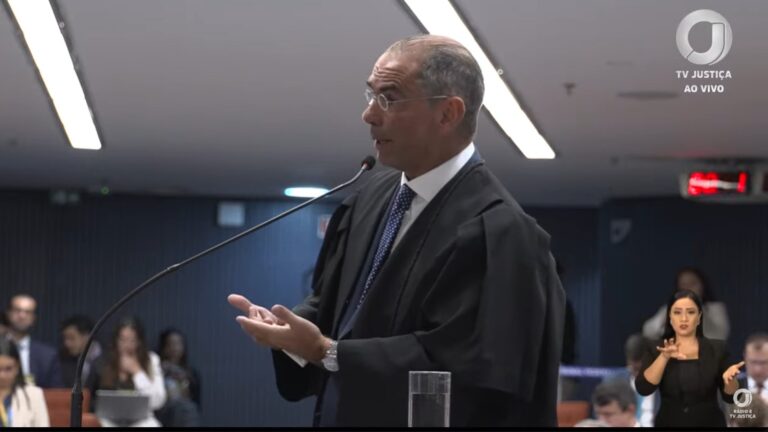 Agora: Advogado Juca deixa defesa de Vorcaro