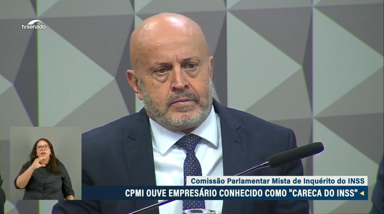 Careca do INSS presta depoimento para a CPMI do INSS. FOTO: Reprodução/TV Senado