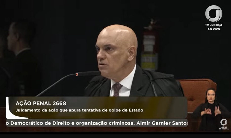 STF: Moraes rebate Fux, aponta Bolsonaro como líder de organização criminosa e mostra vídeo de ato na Paulista