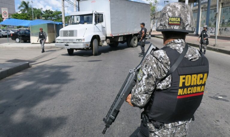 PT quer criar Guarda Nacional Civil para assumir GLOs no lugar das Forças Armadas
