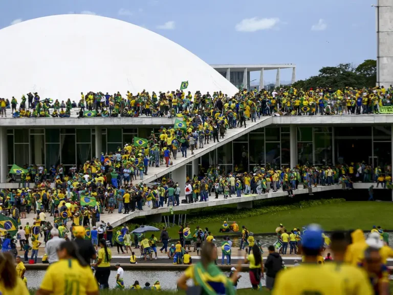 Asfav vai ao Supremo pela validade do PL da Dosimetria