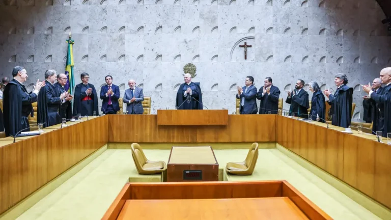 STF forma 4×1 para manter regra da aposentadoria por invalidez
