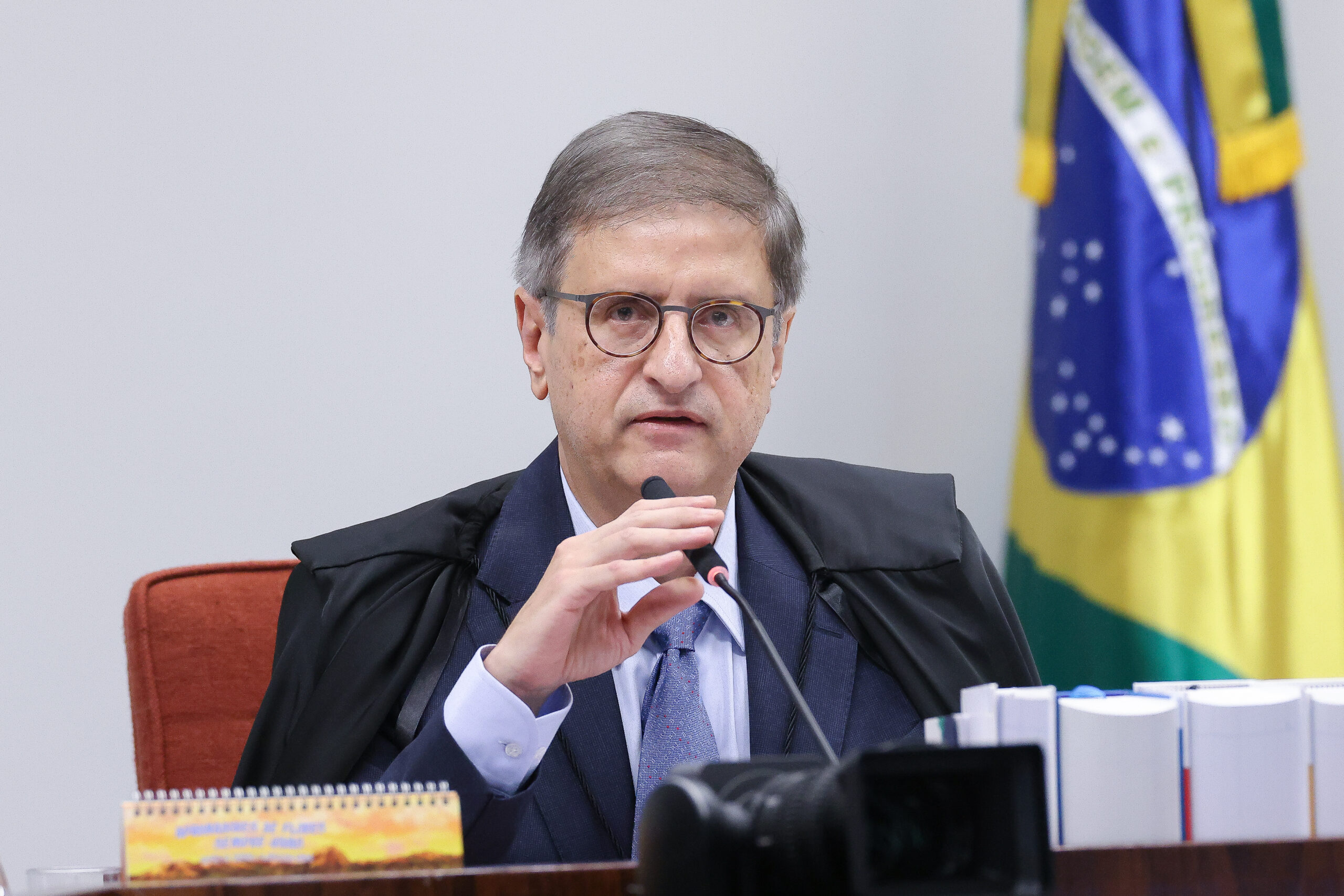 Segundo Gonet, os dois não possuem legitimidade processual para solicitar medidas cautelares em um inquérito criminal.
