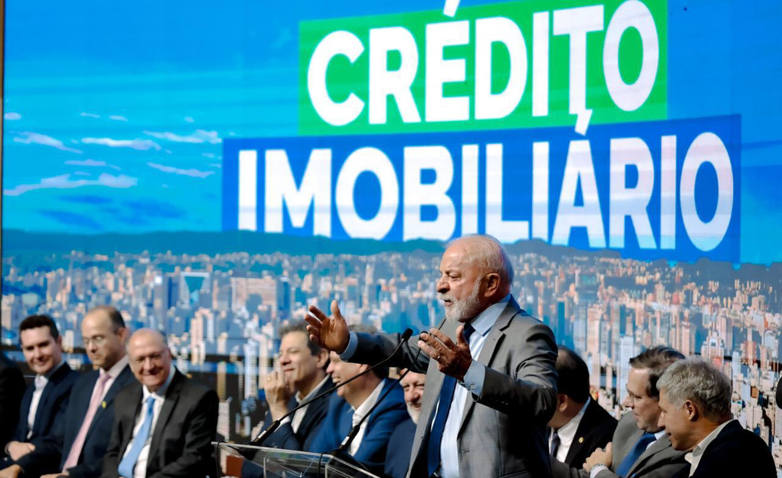 No evento, voltado para o lançamento de um novo modelo de crédito imobiliário para a classe média, Lula lamentou a derrota no Congresso Nacional