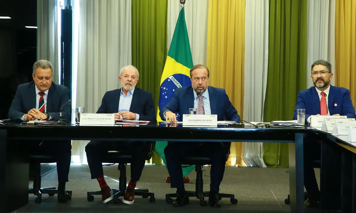 lula-minerais críticos