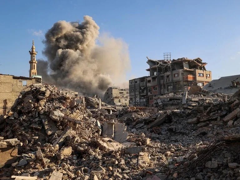 Trump anuncia criação de governo de transição em Gaza