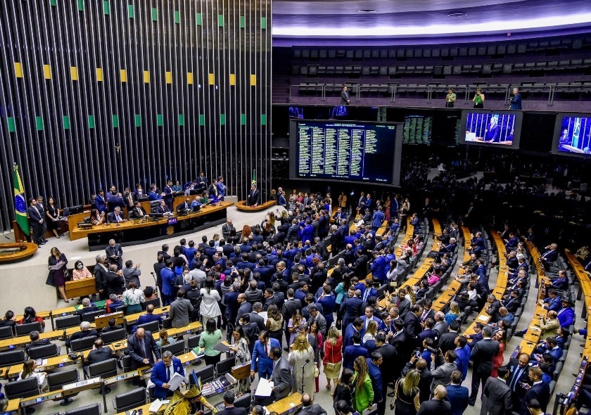 Câmara aprova novas regras para prisão de criminosos