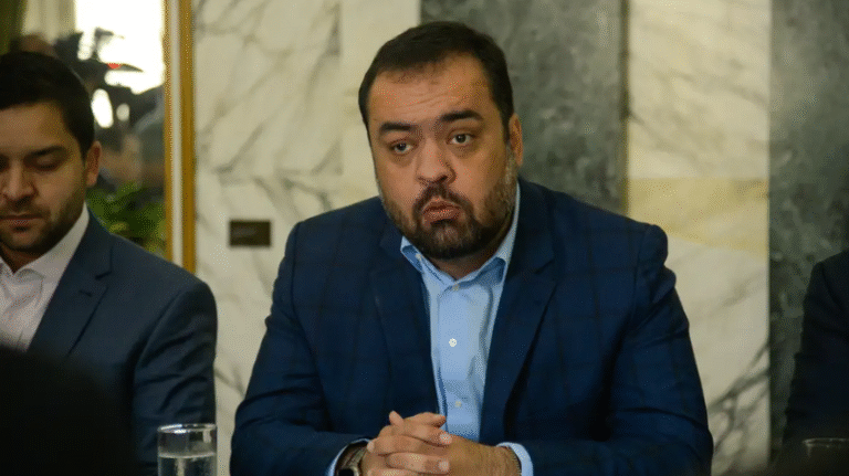 Agora: Claudio Castro desiste do Senado