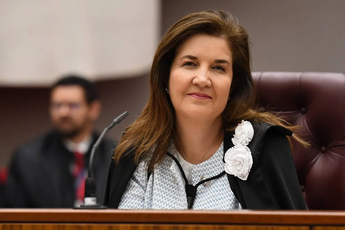 Com a aposentadoria de Barroso, Lula terá nova oportunidade de indicar aliado ao STF e ampliar influência política na Corte, sob pressão por nome feminino.