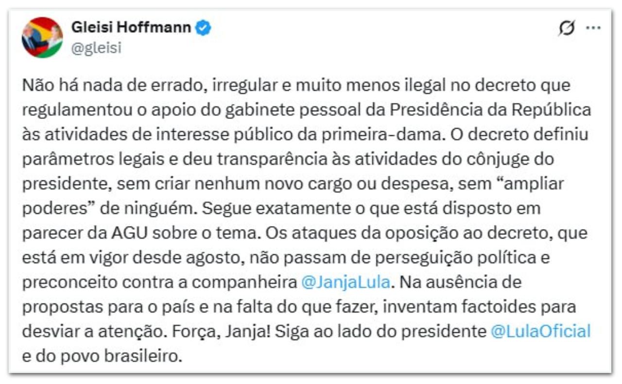 Gleisi Hoffmann defende decreto de Lula que amplia atuação de Janja e critica oposição por criar “factoides”.