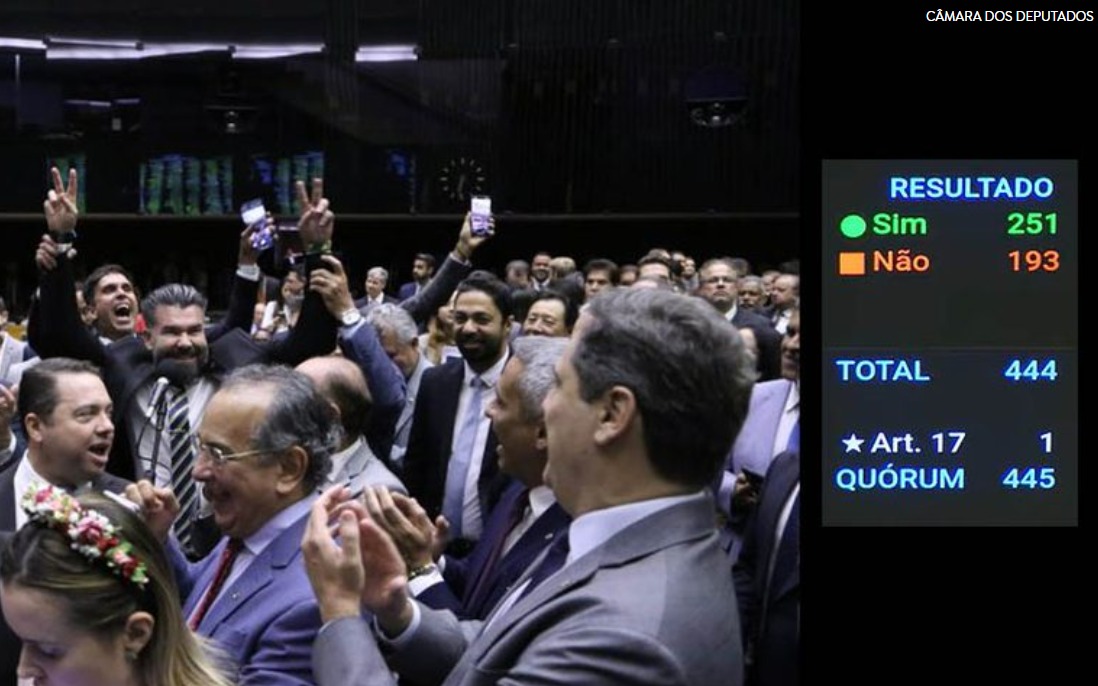  Oposição comemora placar e MP 1303 é retirada de pauta na Câmara dos Deputados. Foto: Paulo Donizetti de Souza | Agência Gov
